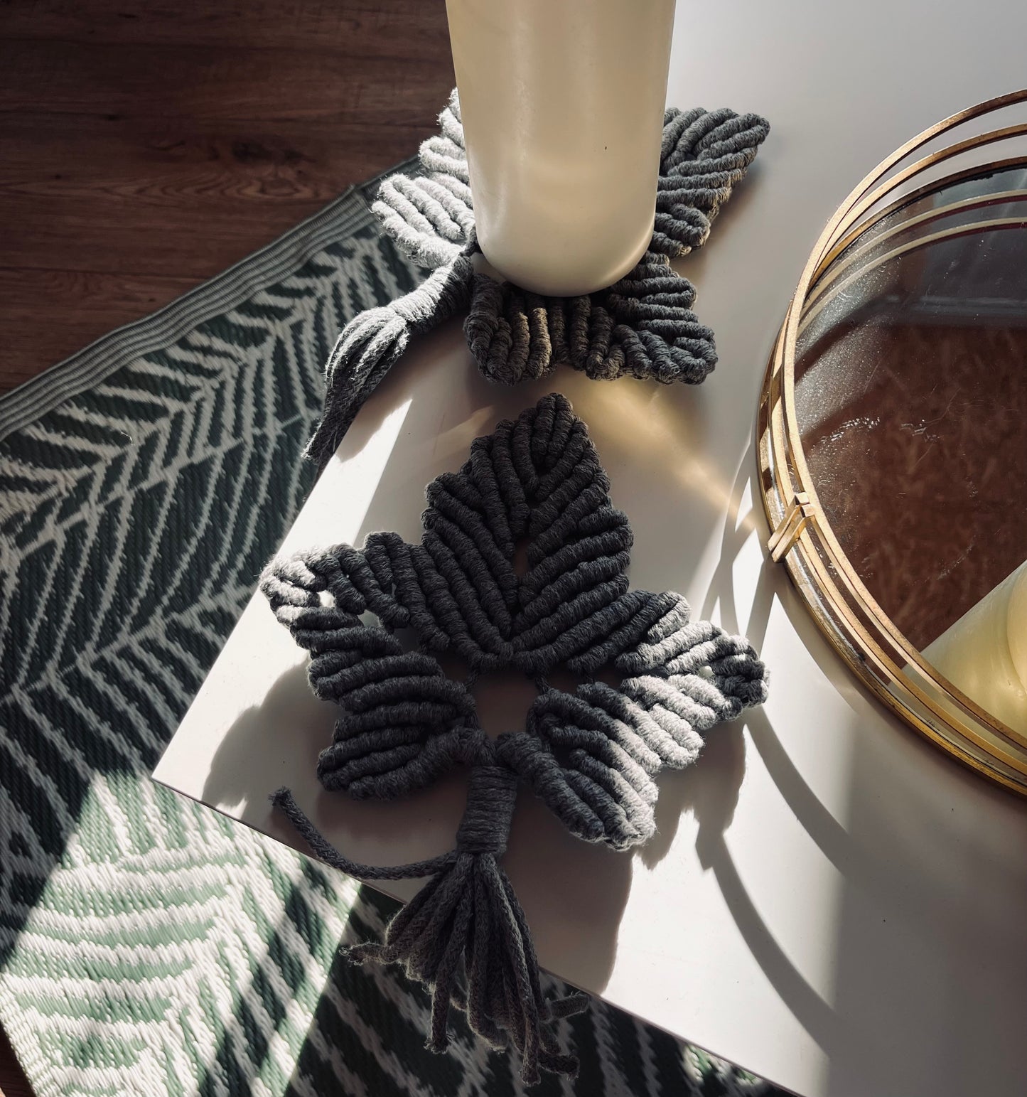 Puodelių padėkliukai “Klevas” 2 vnt