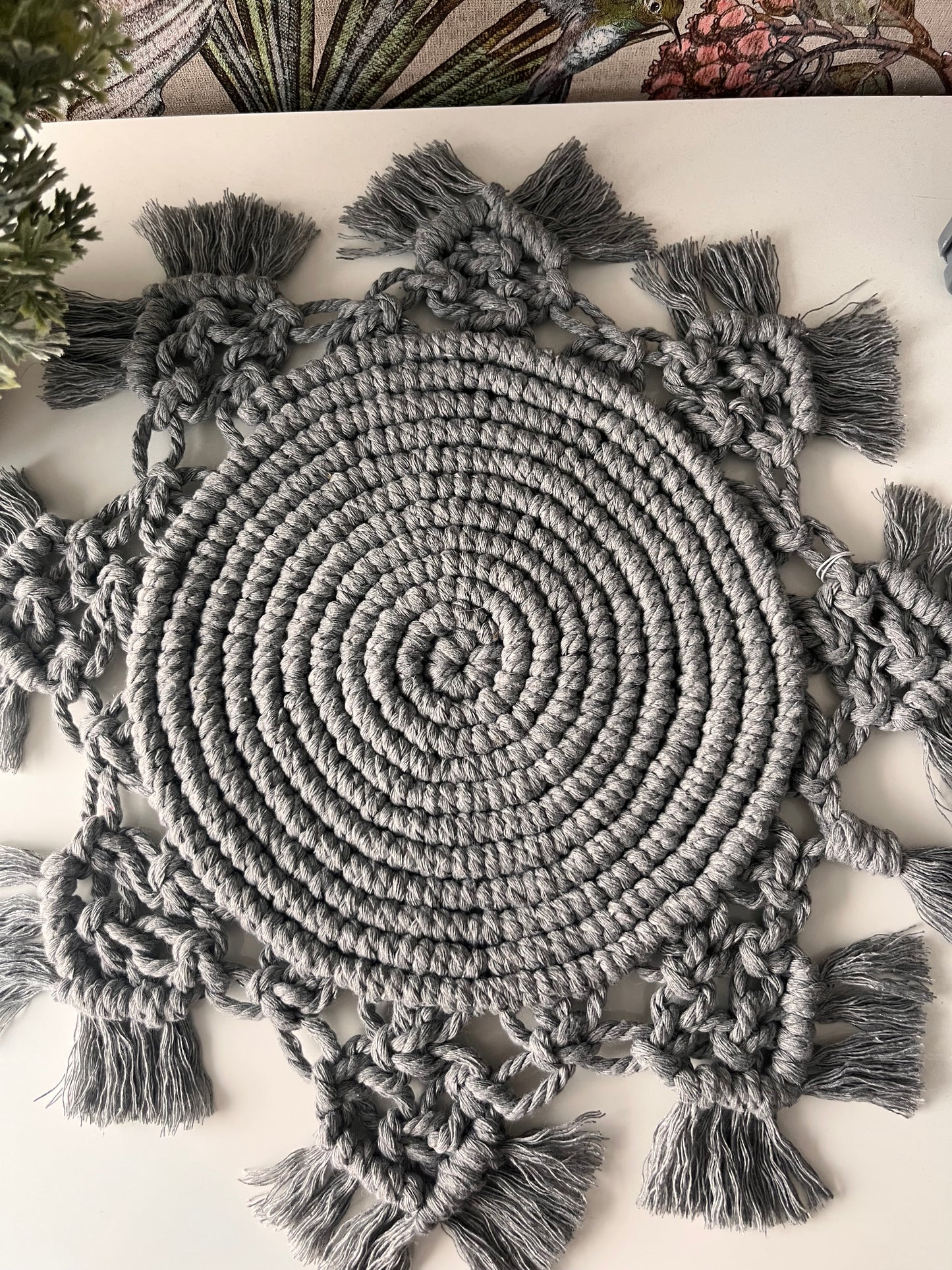 Stalo padėkliukas “Pilkas ratas”